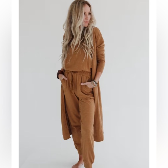 Three Bird Nest Pants - THREE BIRDS NEST SET TO GO TEXTURED JUMPSUIT AND CARDIGAN SET COLOR CAMELSIZE L